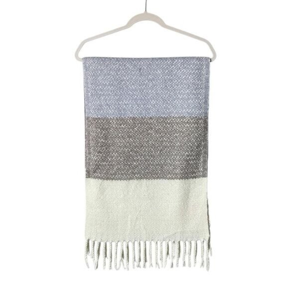 Isaac Mizrahi Womens Chunky Cozy Scarf Wrap Color Block Neutral Cabincor… - Picture 1 of 5